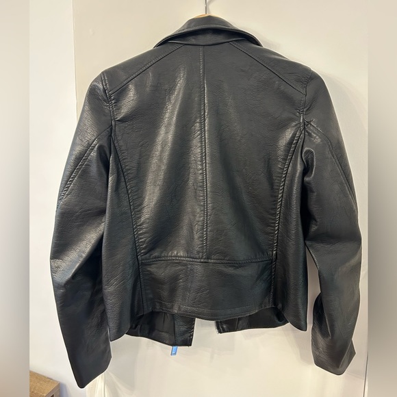 Ladies H&M leather jacket. - Picture 2 of 3